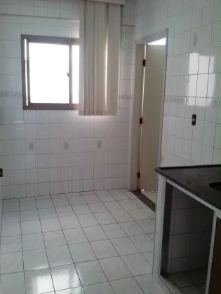 Apartamento para aluguel em Comercial